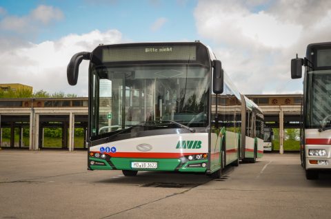 Ein Gelenkbus der MVB